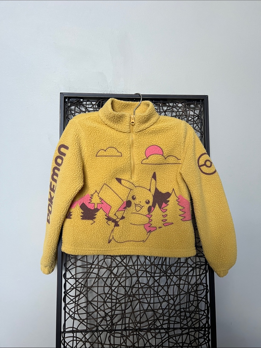 Pokémon Pikachu yellow fleece half-zip pullover brown pink mountain kids S 6-7